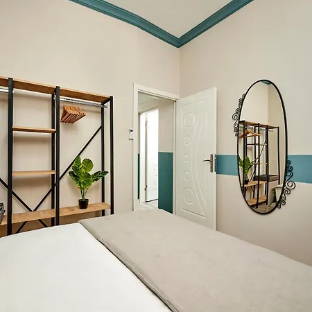 Nisantasi 2br Flat Ac In * Istanbul