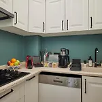 Nisantasi 2br Flat Ac In 아파트 이스탄불